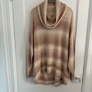American Eagle Size Medium Cowl-Neck Tunic Sweater NEW